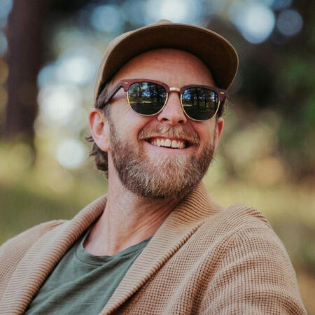 daniel-tipping-dtipnz.jpg Portrait of Daniel Tipping, Kiwi content creator in Northern Ireland